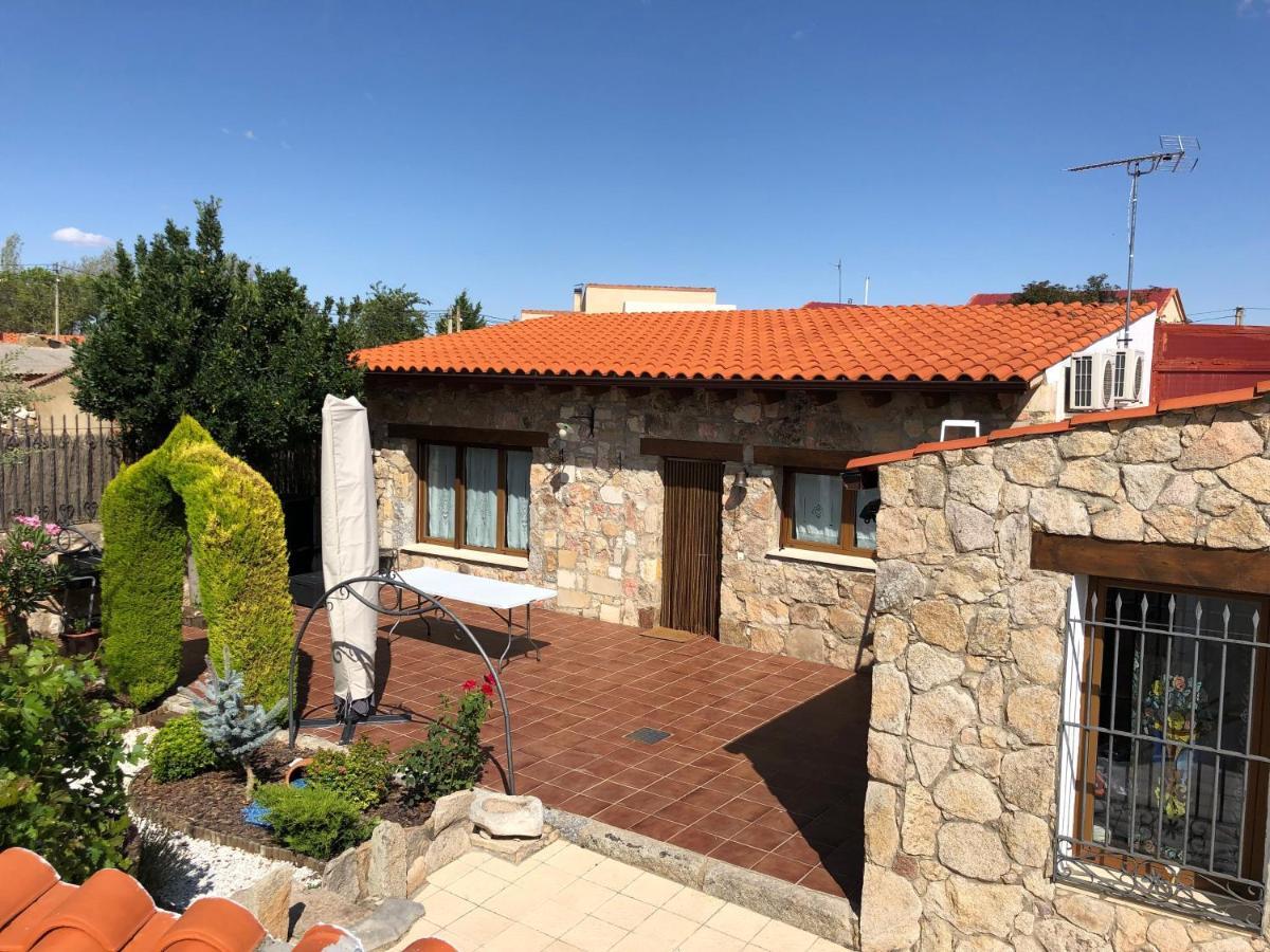 Casa Rural "Rincon Del Eden" Tardobispo Exteriör bild